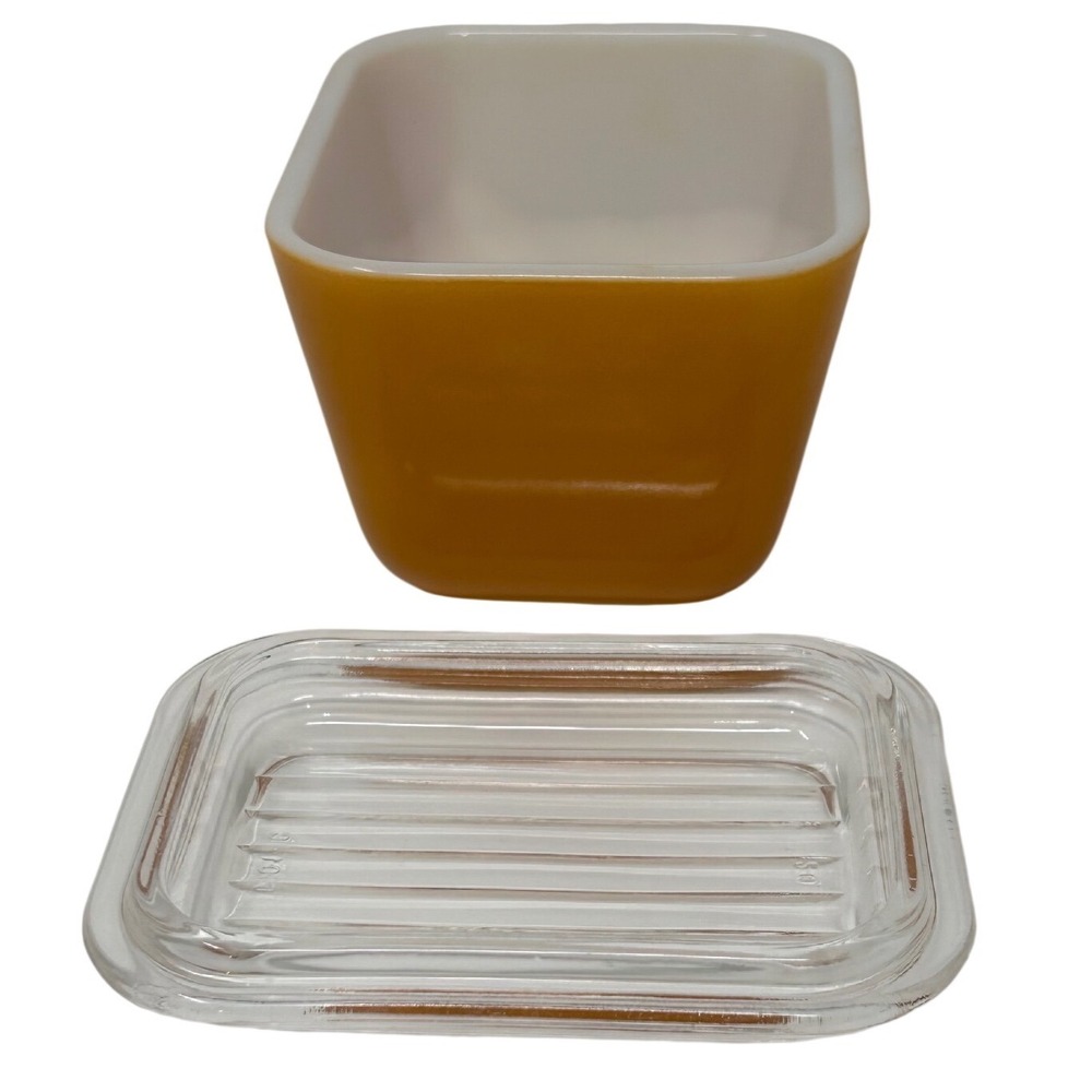 Vintage Pyrex 501 Butterscotch Refrigerator Dish with Lid 1.5 Cup Made in USA - Picture 3 of 8
